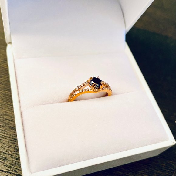 Black Diamond Ring - Picture 2 of 3